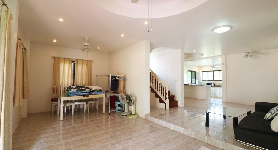 For sale 3 bedrooms house in Mueang Udon Thani, Udon Thani