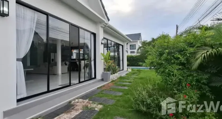 For sale 4 bedrooms house in Bang Lamung, Chonburi
