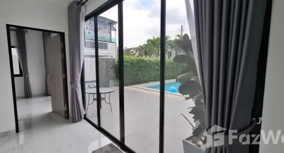 For sale 4 bedrooms house in Bang Lamung, Chonburi