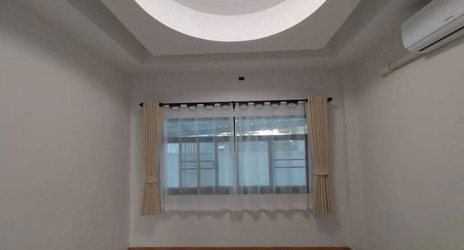 For sale 3 bedrooms house in Nong Ki, Buriram