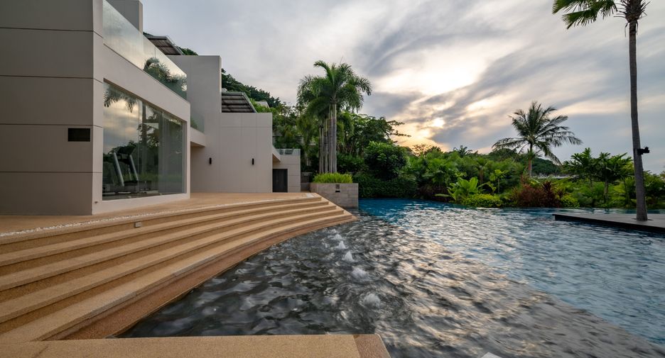 For sale 2 bedrooms condo in Mueang Phuket, Phuket
