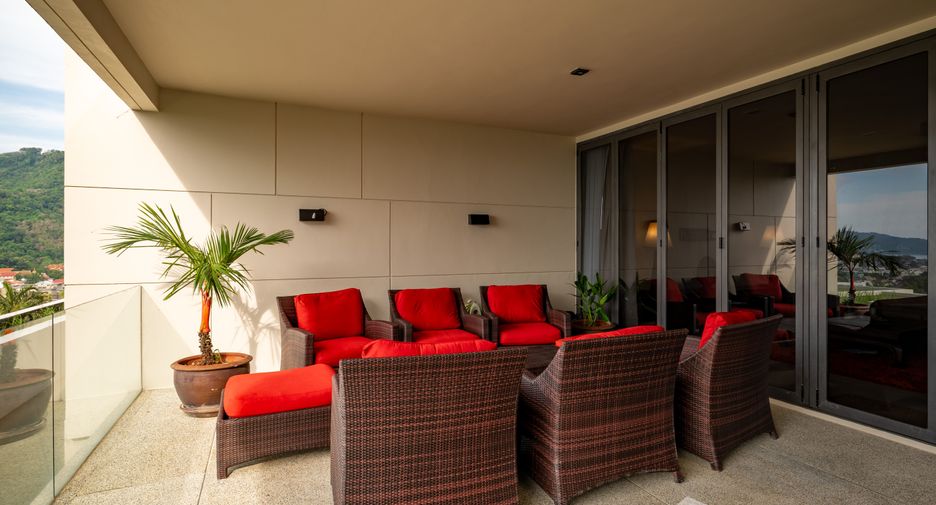 For sale 2 bedrooms condo in Mueang Phuket, Phuket