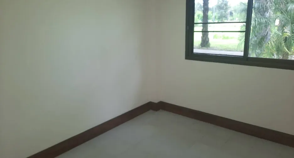 Haus zum Kauf mit 7 Zimmer in Prakhon Chai, Buriram