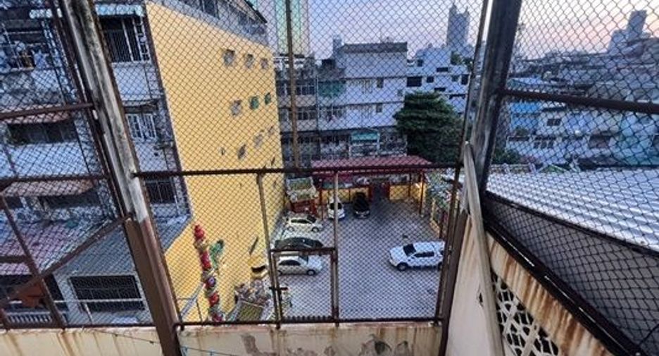 For sale 4 bedrooms office in Bang Rak, Bangkok