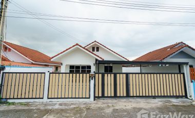 出租 2 卧室 独立屋 在 Ban Chang, Rayong