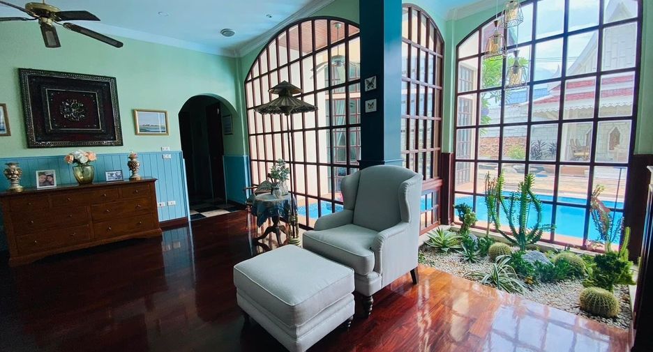 Haus zum Kauf mit 5 Zimmer in Bang Lamung, Chonburi