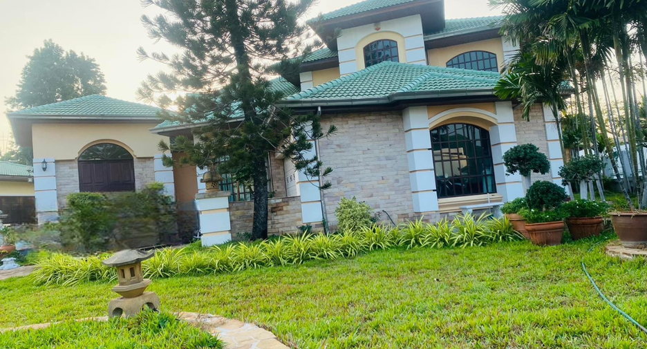 For sale 5 bedrooms house in Bang Lamung, Chonburi