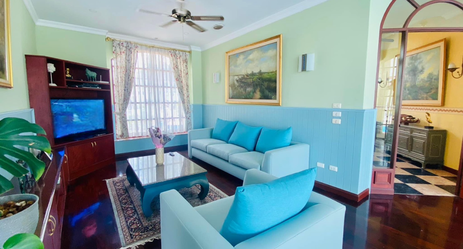 For sale 5 bedrooms house in Bang Lamung, Chonburi