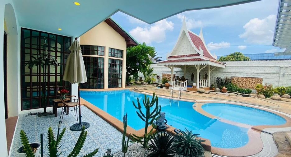 For sale 5 bedrooms house in Bang Lamung, Chonburi