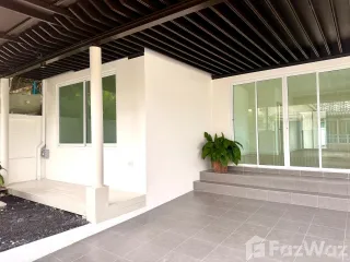 For sale 3 bedrooms townhouse in Thalang, Phuket