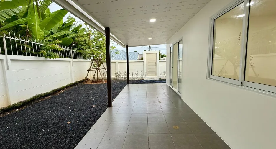For sale 3 bedrooms townhouse in Thalang, Phuket