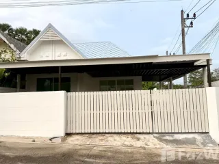 For sale 3 bedrooms townhouse in Thalang, Phuket