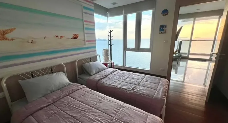 For rent 2 bedrooms condo in Bang Lamung, Chonburi