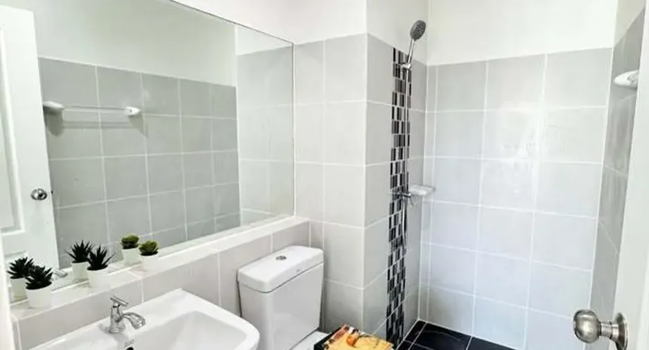 For sale 1 bed condo in Bang Kapi, Bangkok