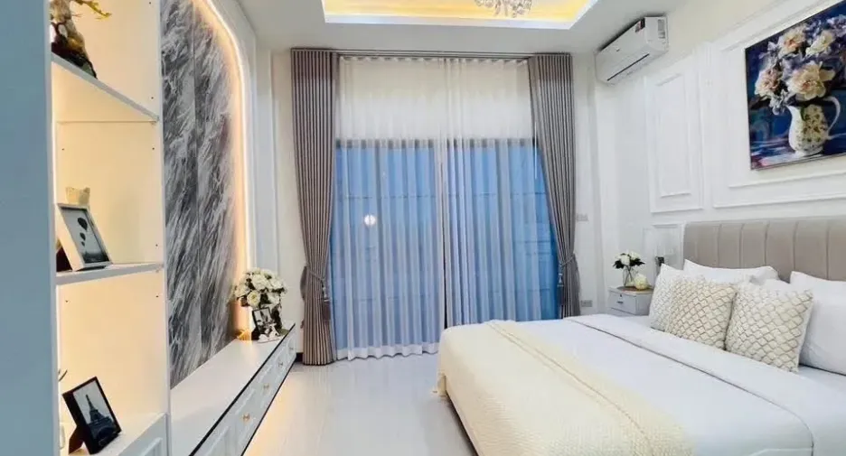 Haus zum Kauf mit 3 Zimmer in Sattahip, Chonburi