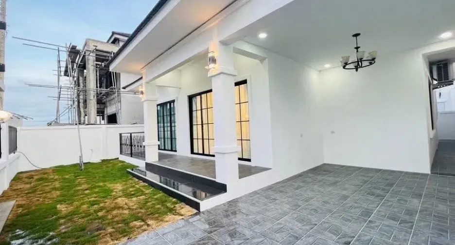 Haus zum Kauf mit 3 Zimmer in Sattahip, Chonburi