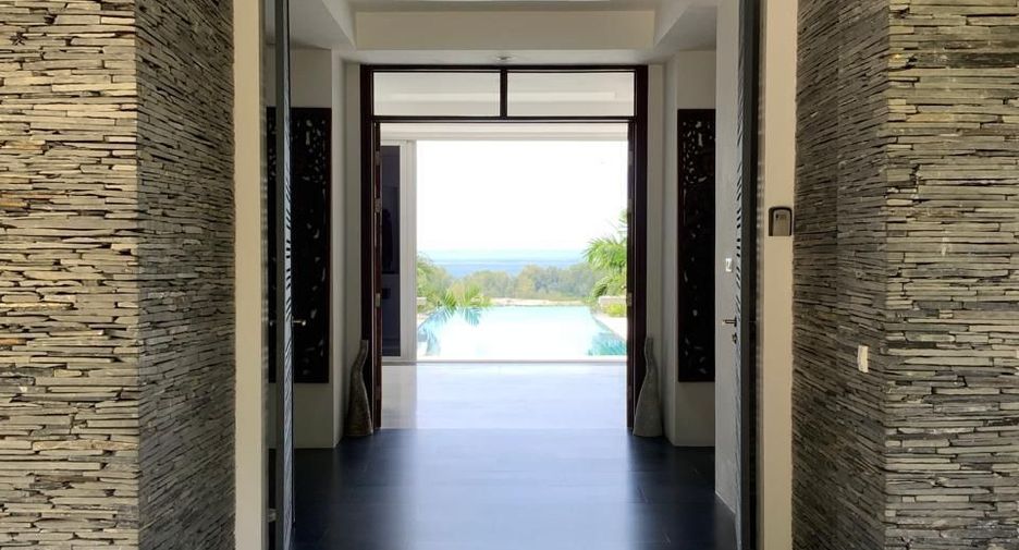 For sale and for rent 4 bedrooms villa in Thalang, Phuket
