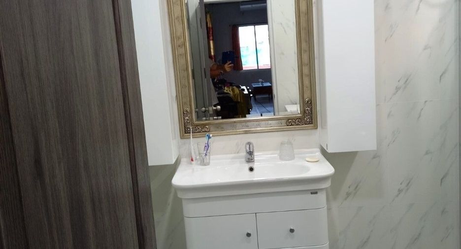 À vendre 3 chambres maison à Mueang Chaiyaphum, Chaiyaphum