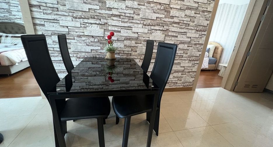 For rent 2 bedrooms condo in Bang Lamung, Chonburi