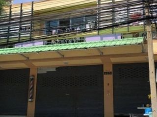 À vendre 7 chambres maison à Phra Khanong, Bangkok