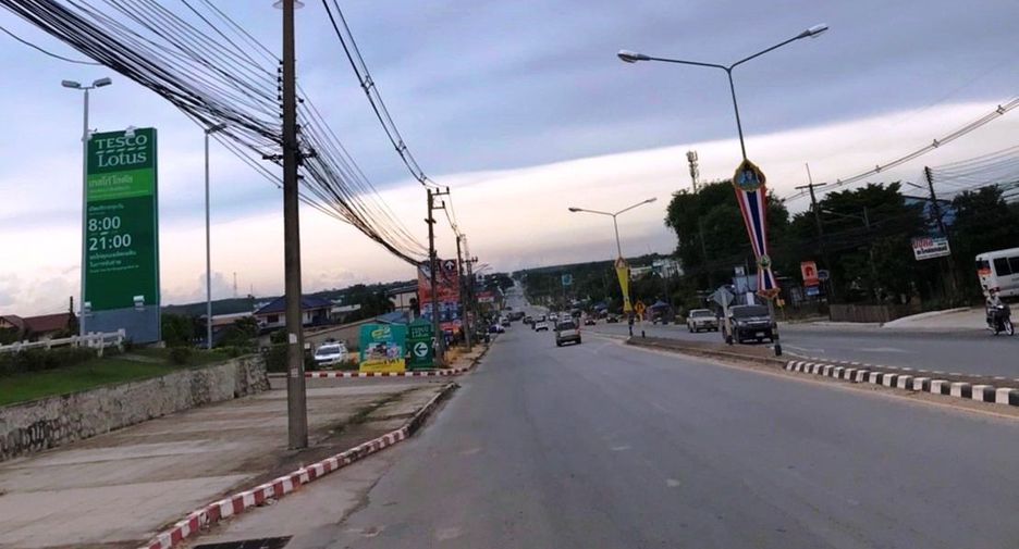 Hotel zum Kauf mit 8 Zimmer in Nam Phong, Khon Kaen