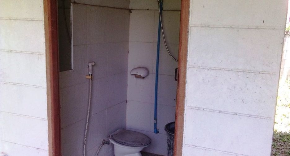 Hotel zum Kauf mit 8 Zimmer in Nam Phong, Khon Kaen