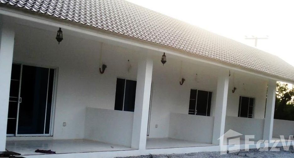 Hotel zum Kauf mit 8 Zimmer in Nam Phong, Khon Kaen