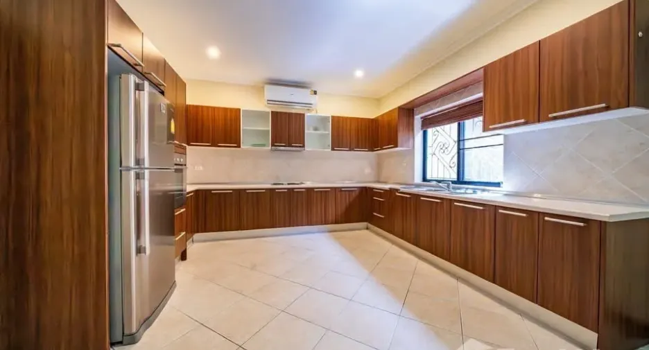 For sale 4 bedrooms house in Bang Lamung, Chonburi