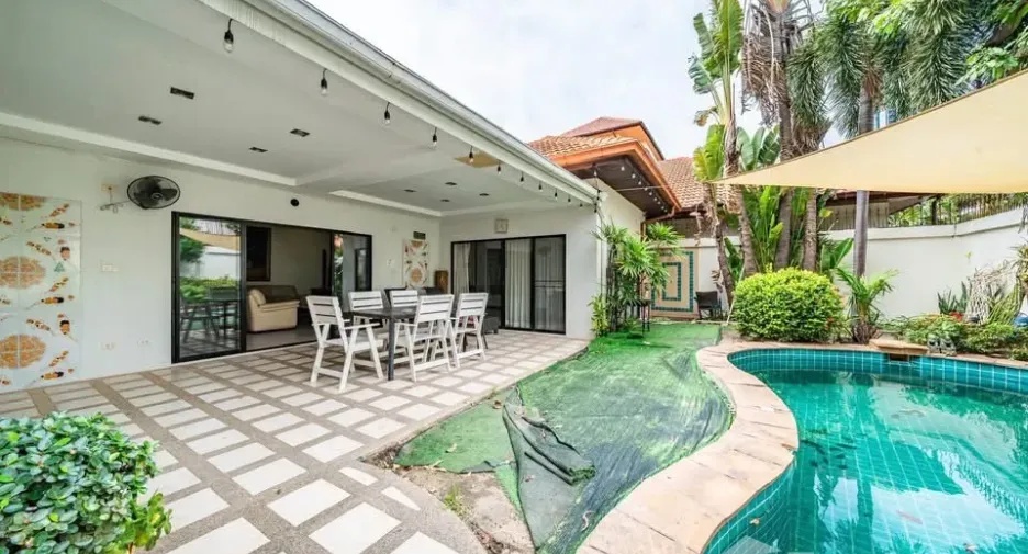 For sale 4 bedrooms house in Bang Lamung, Chonburi