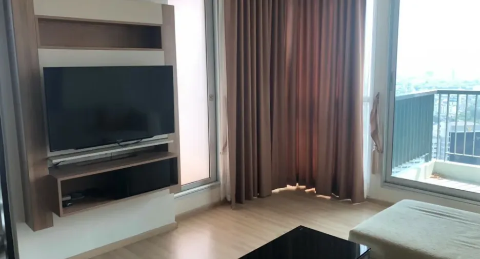 For sale and for rent 2 bedrooms condo in Sathon, Bangkok