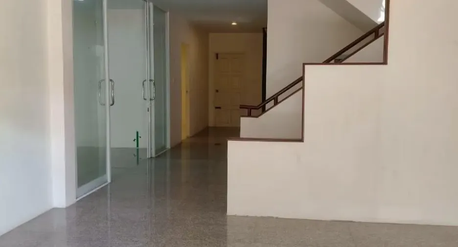For sale and for rent 3 bedrooms house in Thalang, Phuket