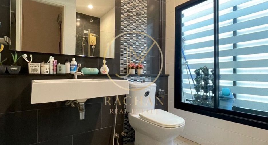 For sale 3 bedrooms townhouse in Pak Kret, Nonthaburi