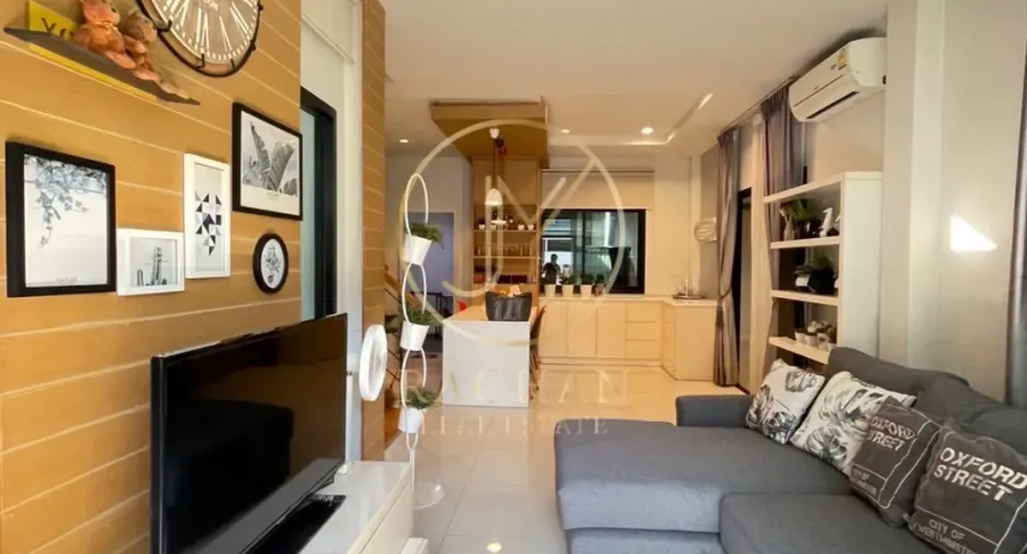 For sale 3 bedrooms townhouse in Pak Kret, Nonthaburi