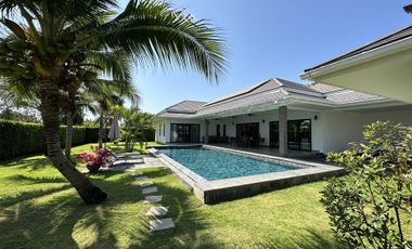 Villa en venta de 3 habitaciones en Cha Am, Phetchaburi