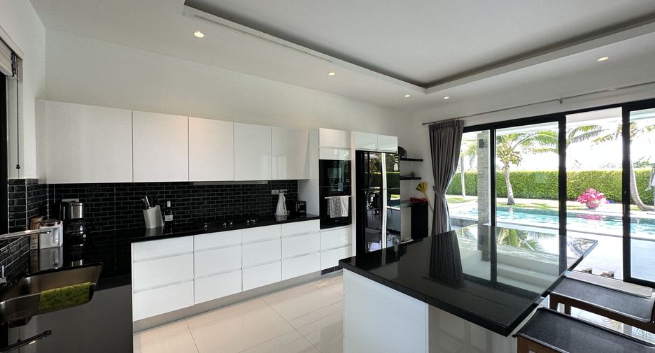 Villa zum Kauf mit 3 Zimmer in Cha Am, Phetchaburi