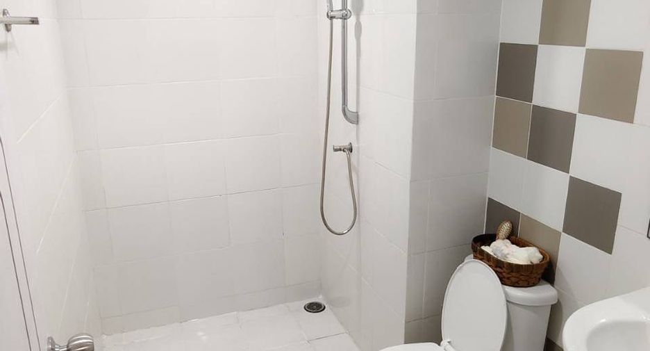 For sale 1 bed condo in Lat Phrao, Bangkok