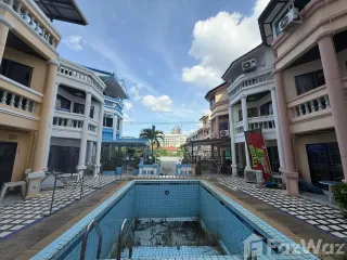 For sale 4 bedrooms townhouse in Bang Lamung, Chonburi