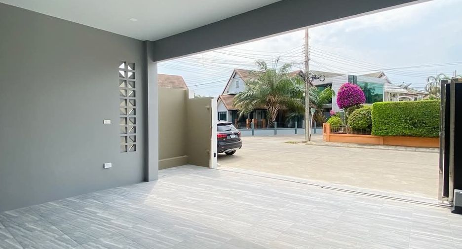 Villa zum Kauf mit 3 Zimmer in Bang Lamung, Chonburi