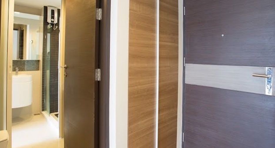 Продажа и аренда 1 кровать кондо в Сатхон, Бангкок
