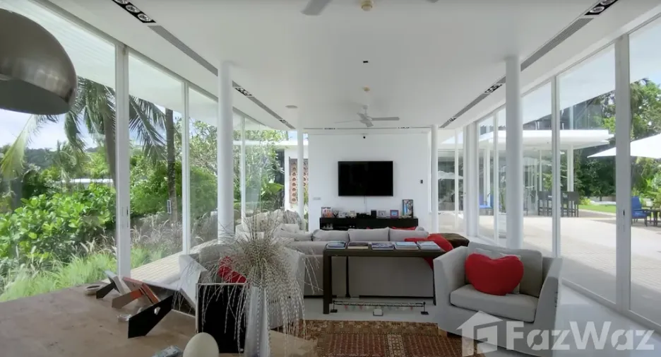For sale 5 bedrooms villa in Thalang, Phuket