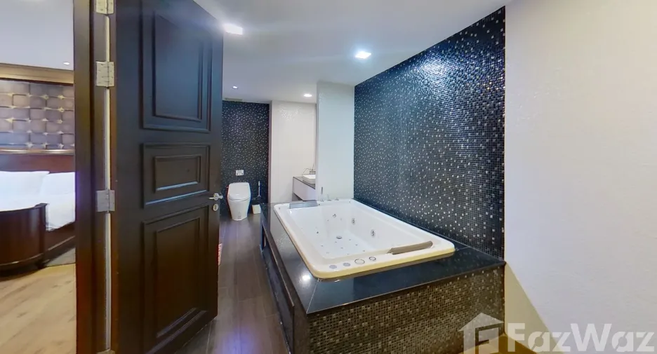 For sale and for rent 4 bedrooms condo in Hua Hin, Prachuap Khiri Khan