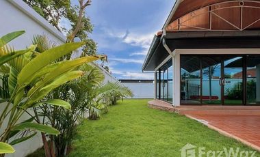 For sale 4 bedrooms house in Bang Lamung, Chonburi