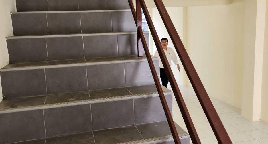 Gewerbefläche zum Kauf mit 3 Zimmer in Thanyaburi, Pathum Thani