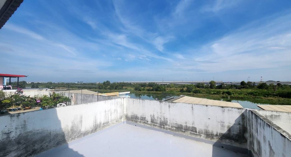 Gewerbefläche zum Kauf mit 3 Zimmer in Thanyaburi, Pathum Thani