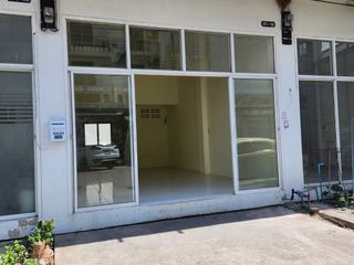 For sale 3 bedrooms retail Space in Thanyaburi, Pathum Thani