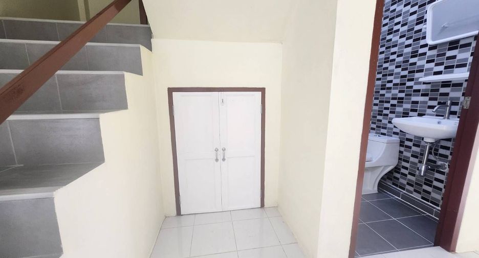 Gewerbefläche zum Kauf mit 3 Zimmer in Thanyaburi, Pathum Thani