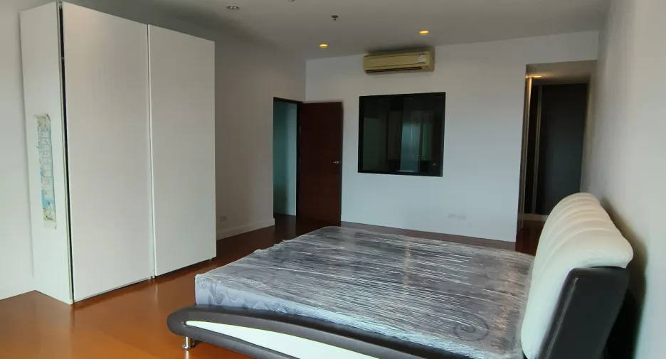 For sale and for rent 3 bedrooms condo in Bang Lamung, Chonburi