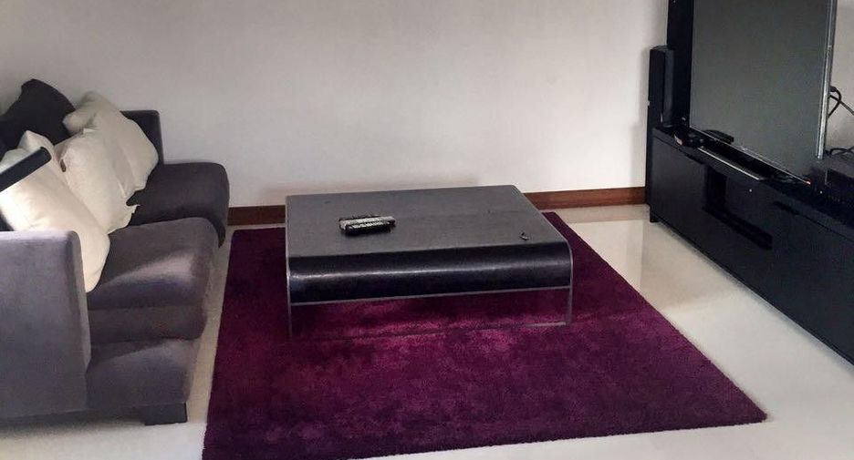 Haus zum Kauf mit 3 Zimmer in Sung Noen, Nakhon Ratchasima