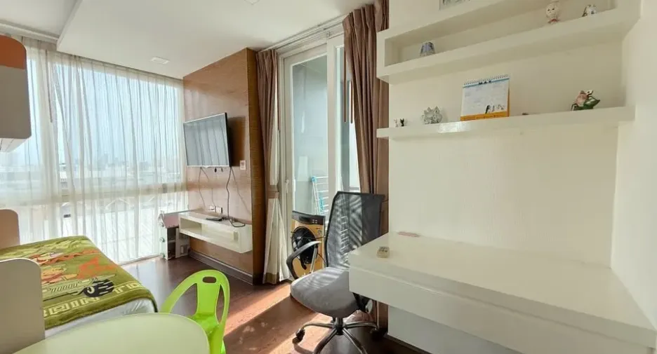 Condo en alquiler de 2 habitaciones en Bang Lamung, Chonburi
