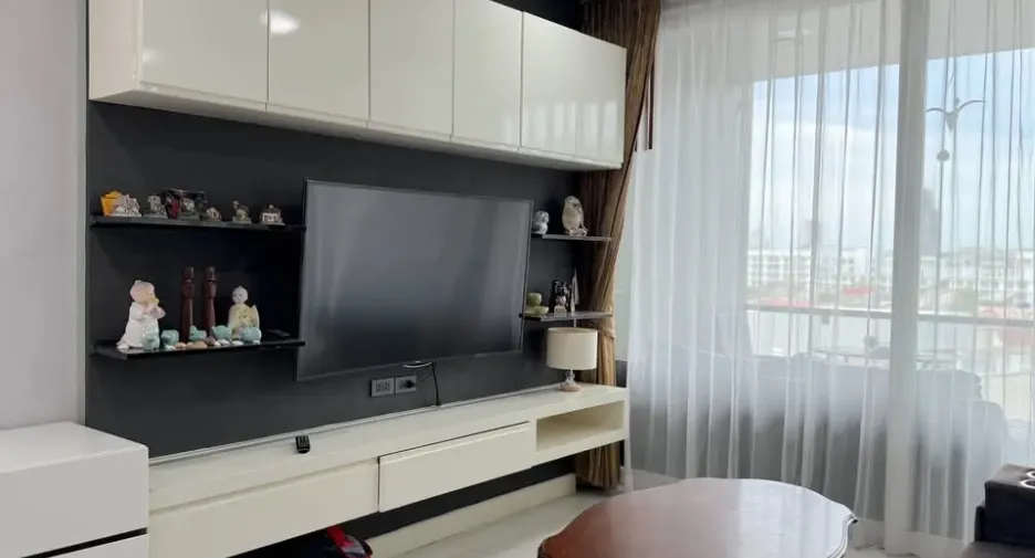 Condo en alquiler de 2 habitaciones en Bang Lamung, Chonburi